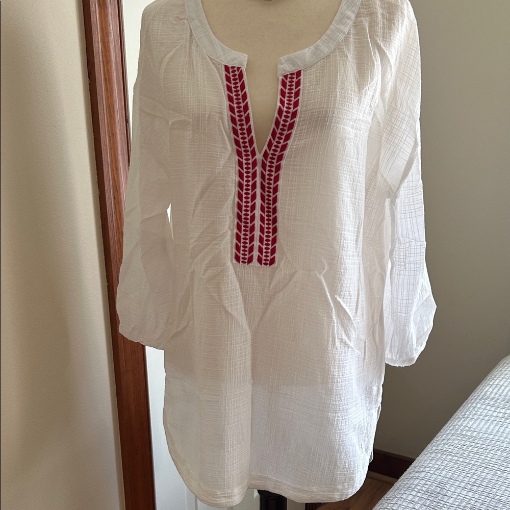 Universal Thread White Gauze Tunic with Red Embroidered Placket